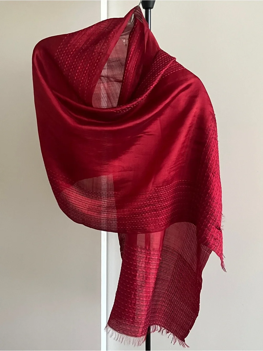 FabIndia Style Handwoven 100% Silk Kantha Hand Embroidered Wrap Stole Red 74